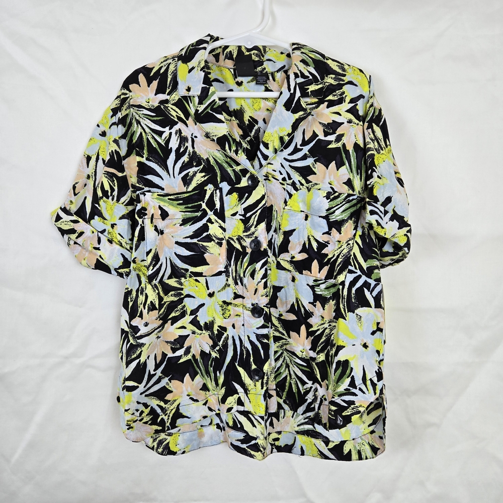 Volcom Girls Black Floral Can't Be Tamed Short Sleeve Button Down Shirt Med NEW‎